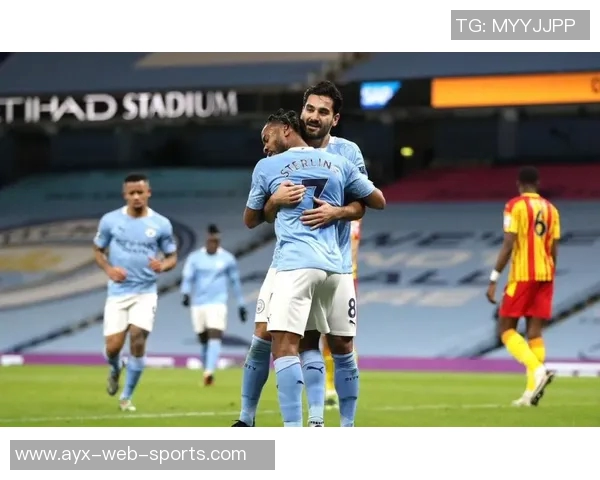 曼城球员哈兰德迪亚斯携手探访儿童医院捐赠超1300份温暖礼物